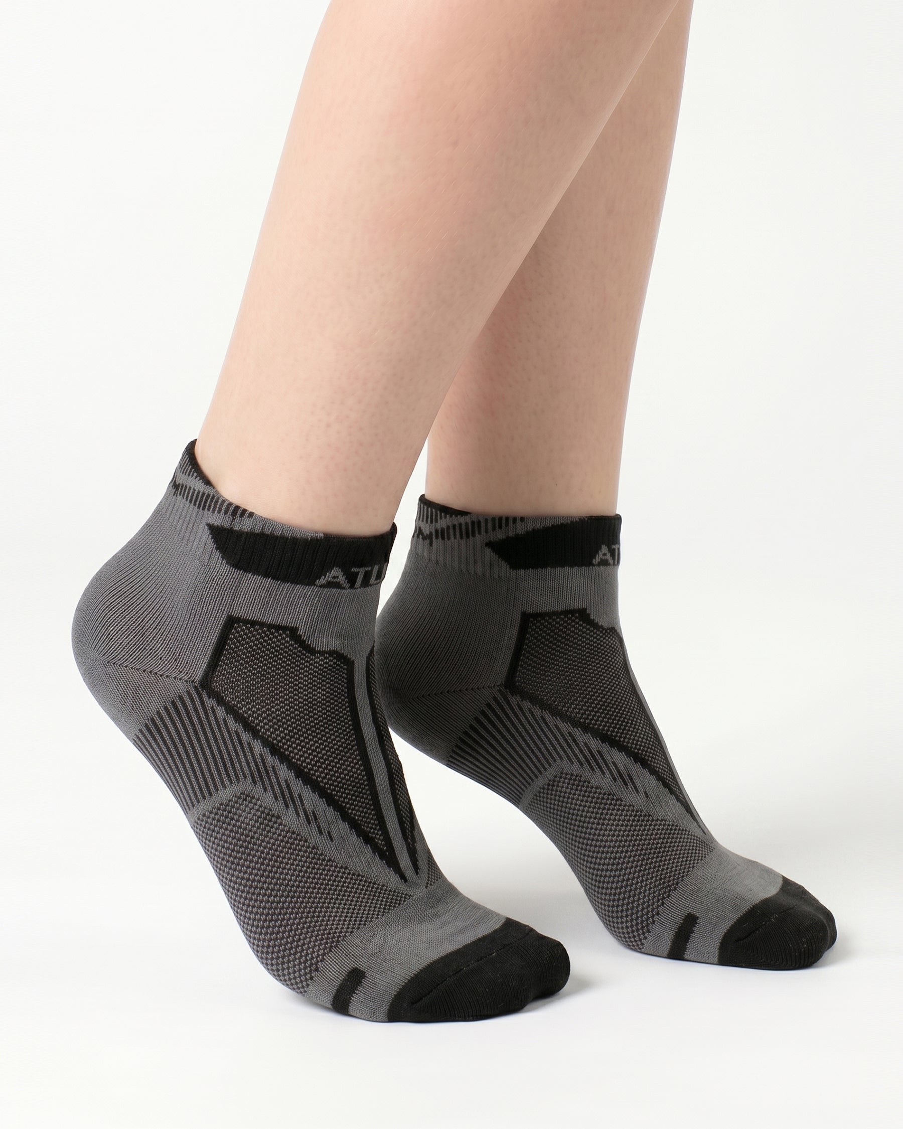 Kids Low-Cut Gray Training Socks