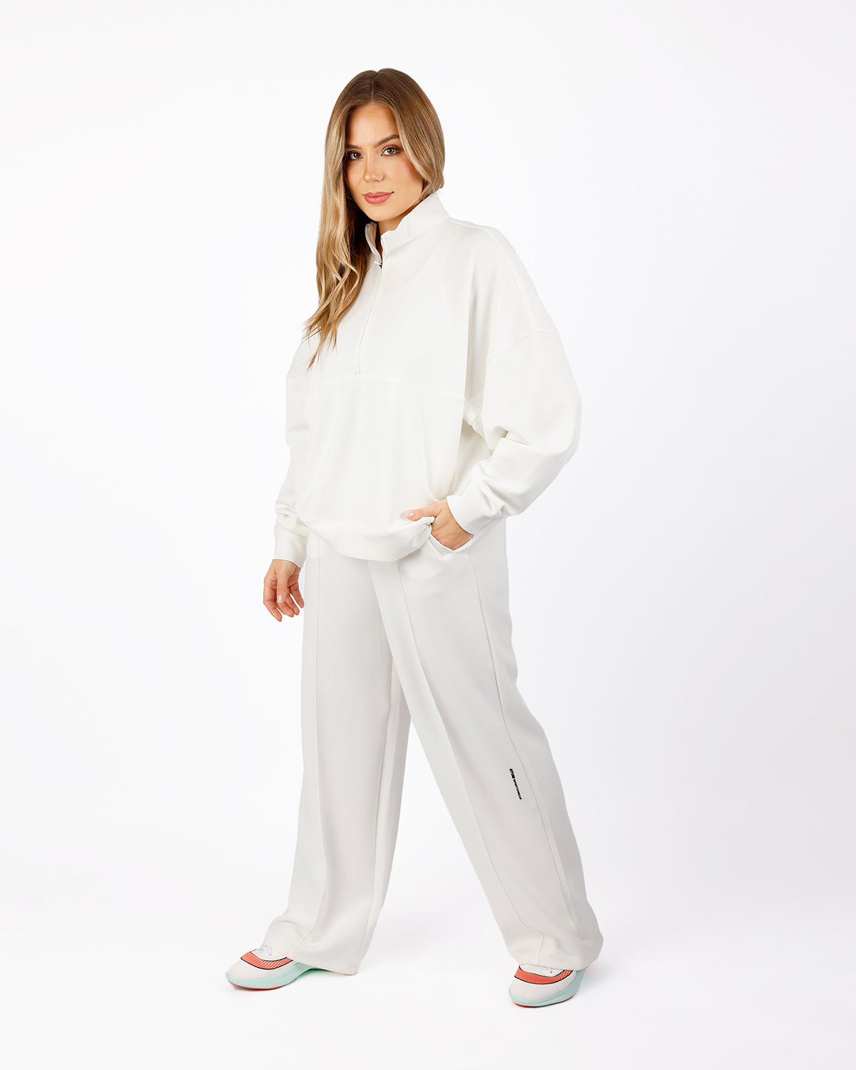 HalfZip Women's White Tracksuit-Atum -41362183
