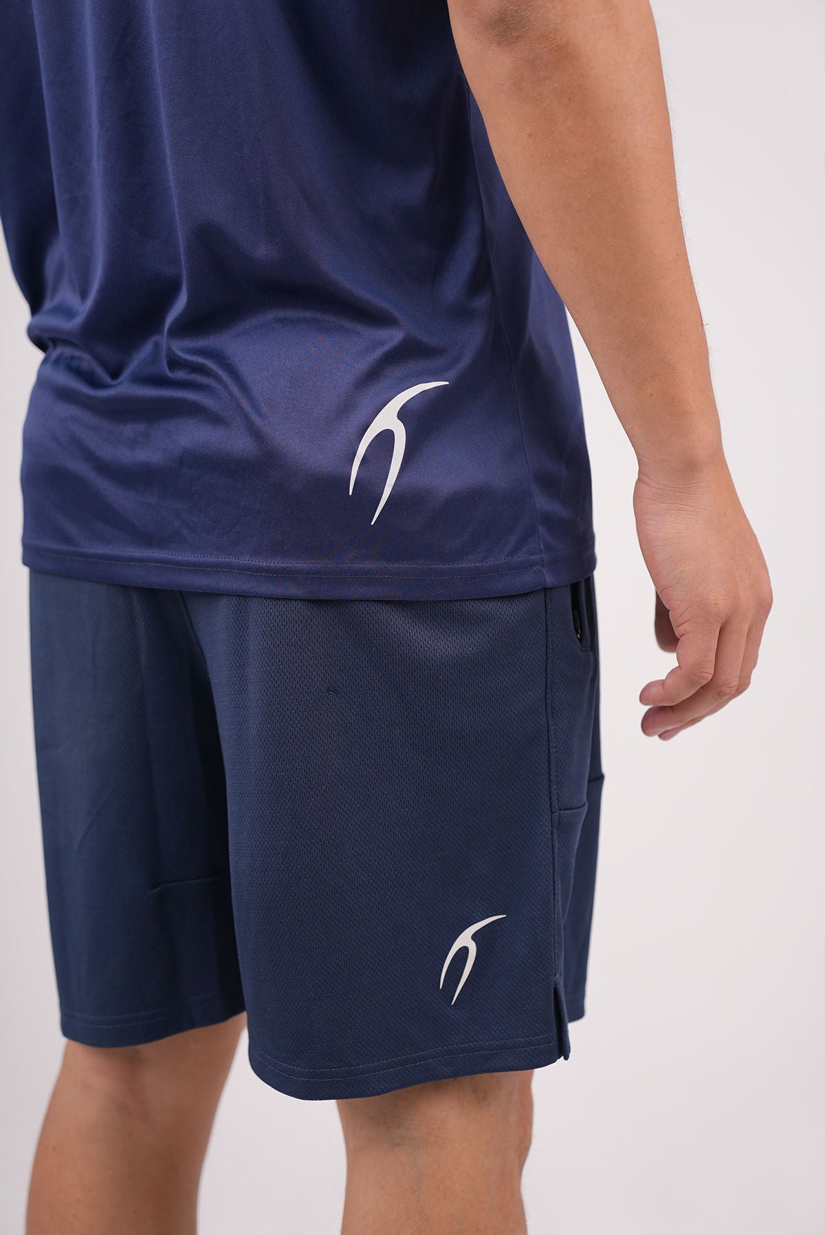 Hi-Dri Cut-Off Navy Tank Top-Atum -11608097
