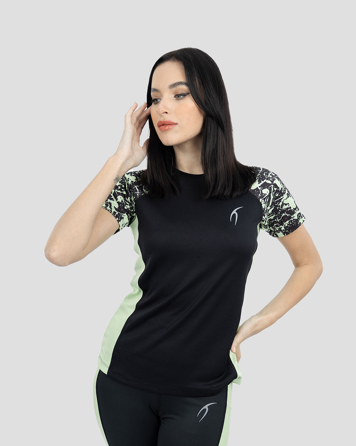 Women's Short Sleeves Black T-Shirt-Atum -12019805