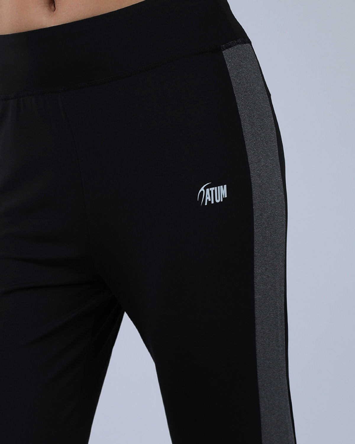 Stride Contrast Panel Black Pants-Atum -26393243