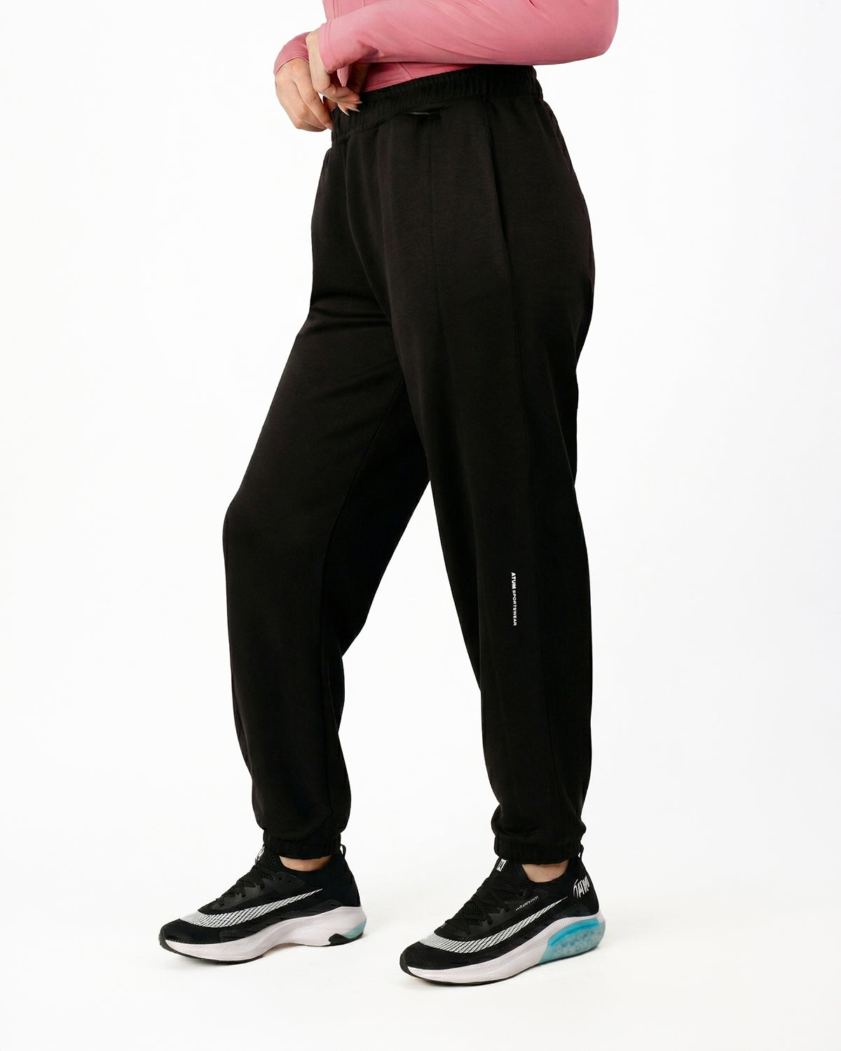 Relaxed Motion Black Pants-Atum -90484116