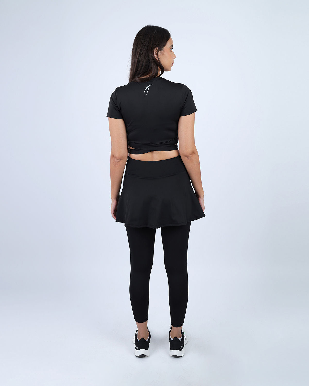 Twisted Short Sleeves Black Crop Top-Atum -98874021