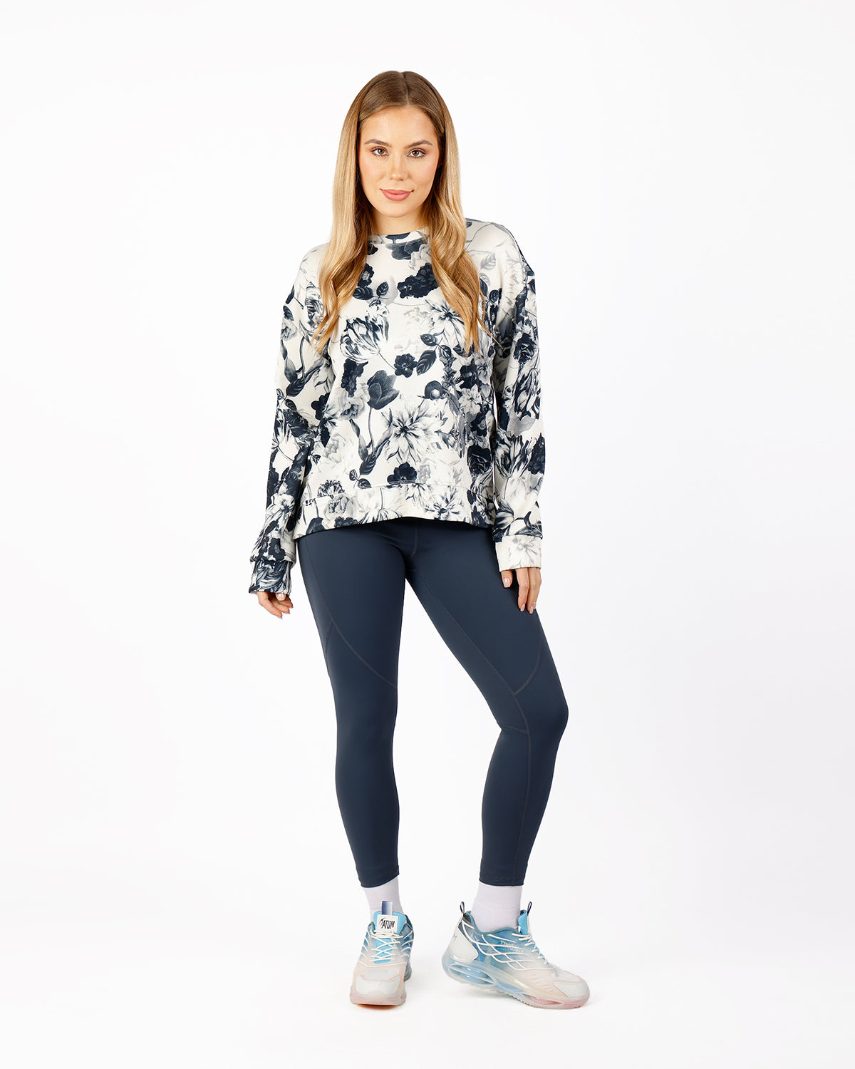Modern Flora Navy Top-Atum -19580029
