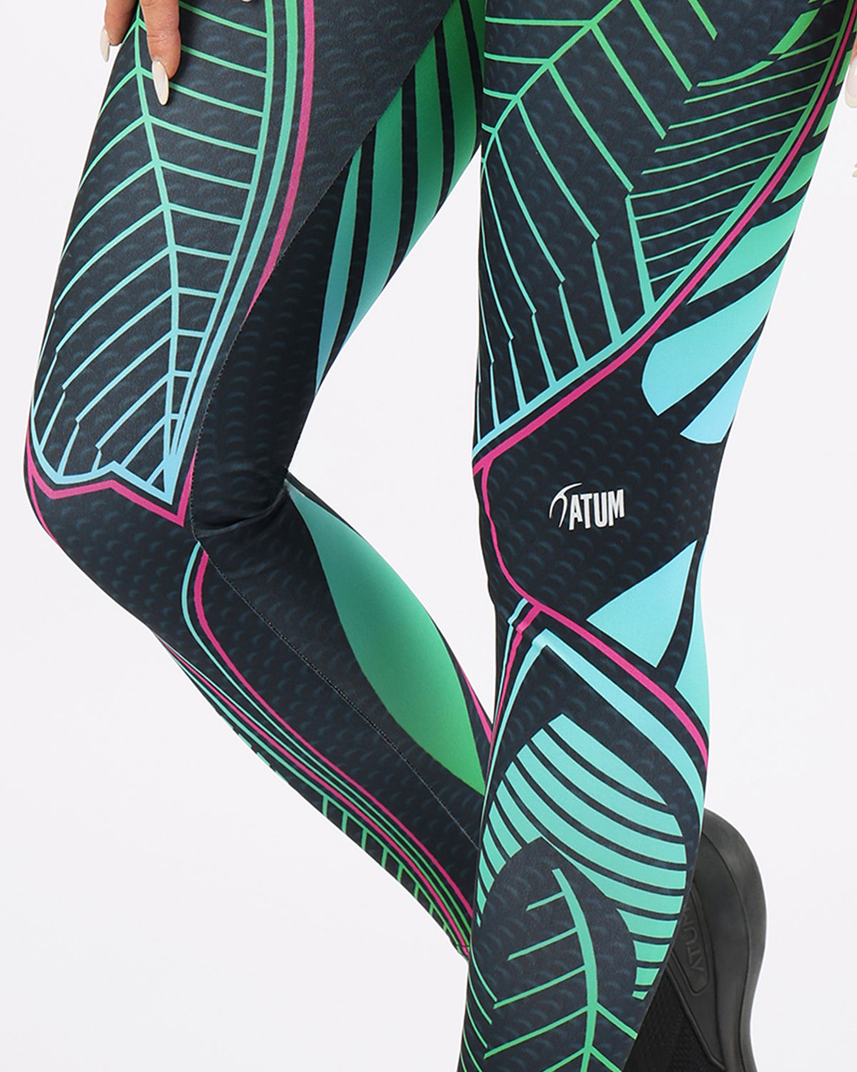 Strike Performance Green Leggings-Atum -75604379