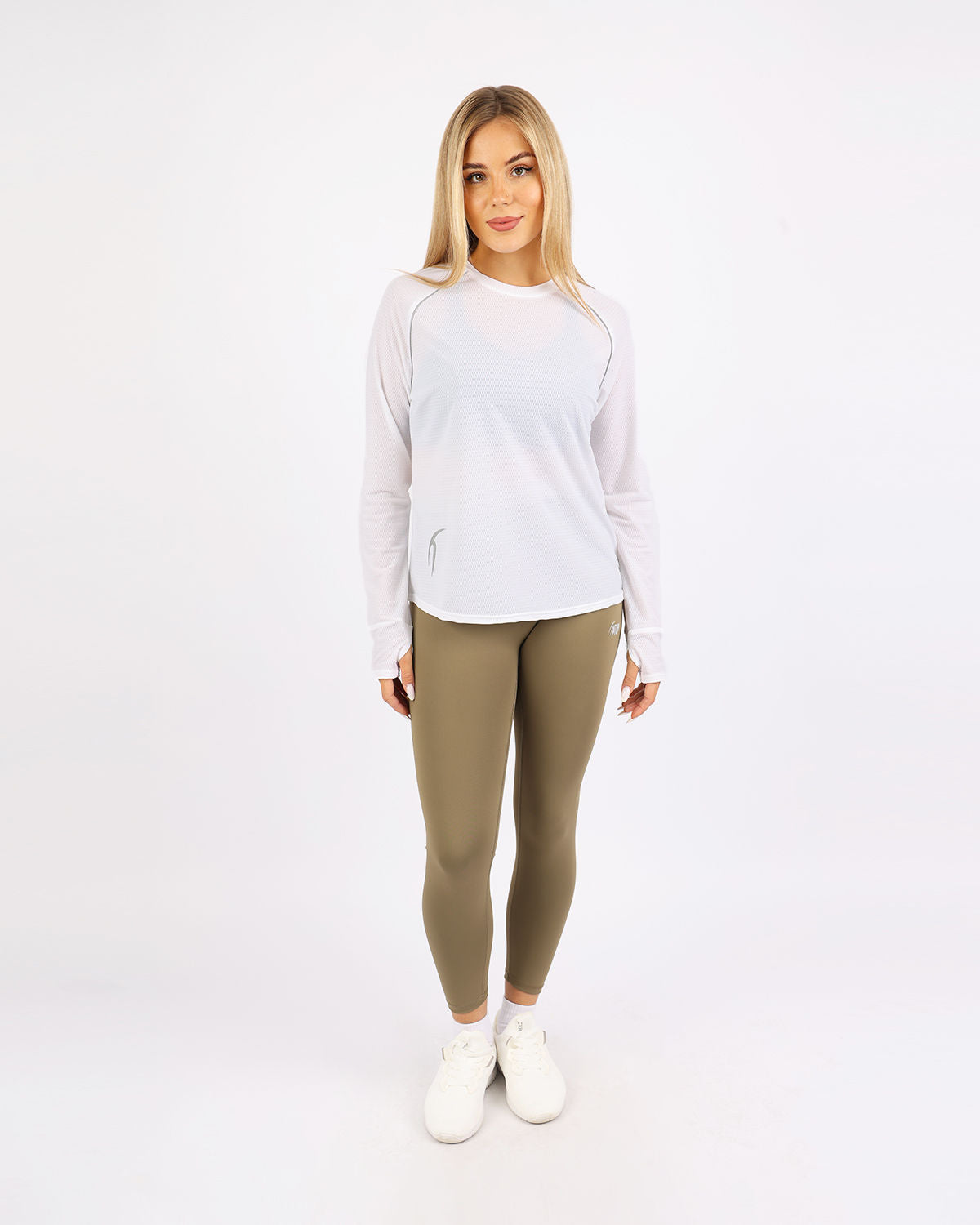 Long-Sleeve Training White Top-Atum -31747364