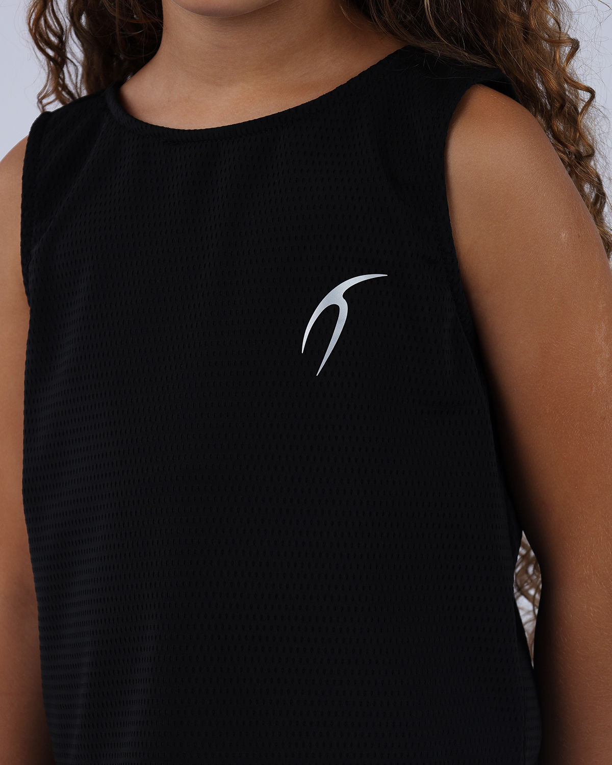Ultra Sleeveless Cropped Black T-Shirt-Atum -5600054