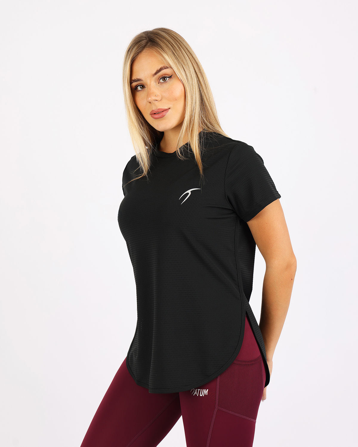 Short-Sleeve Breathable Black Top-Atum -9418244