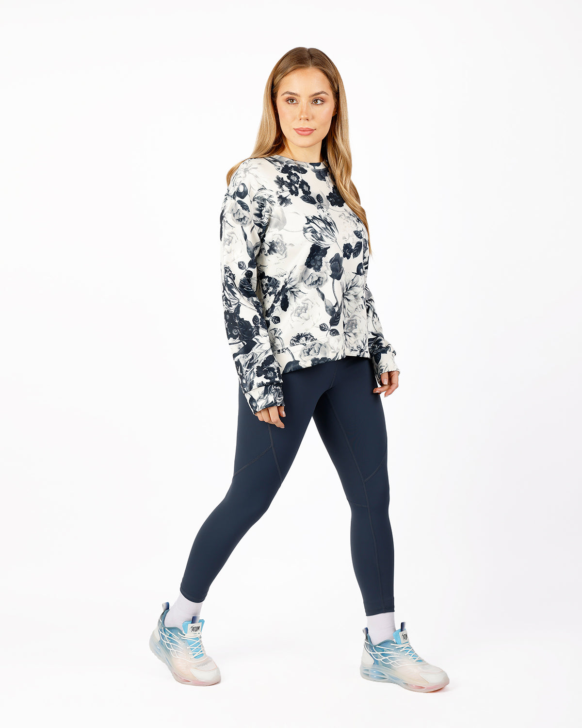 Modern Flora Navy Top-Atum -116191