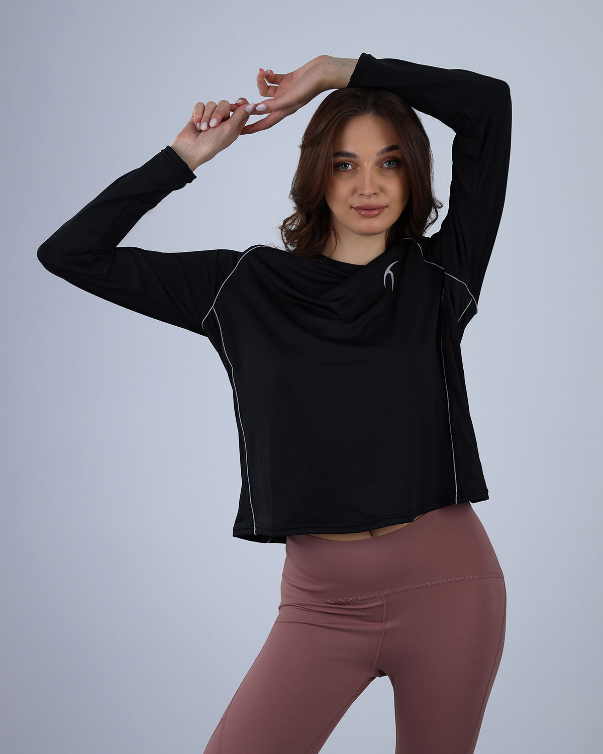 Slim Long Sleeve Black Top-Atum -1160229