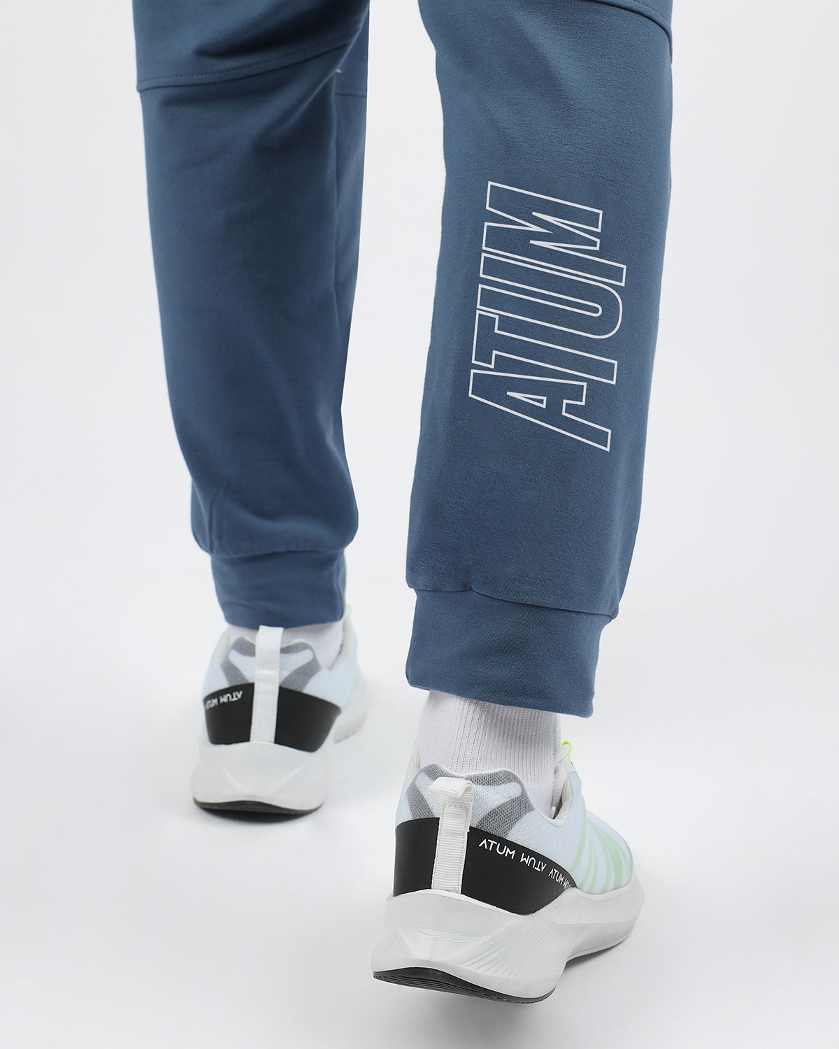 Men's Essential Navy Jogger Pants-Atum -56778393