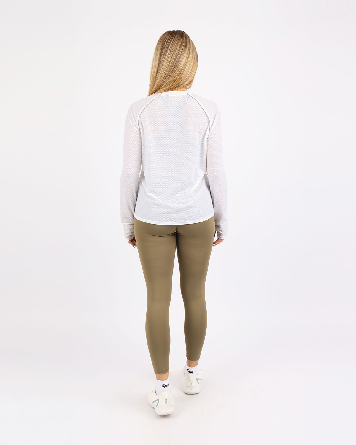 Long-Sleeve Training White Top-Atum -7054629