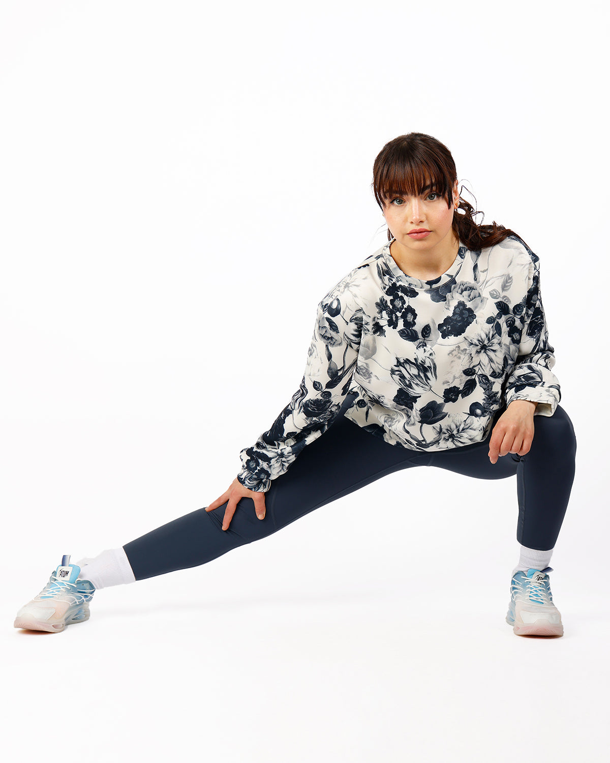 Modern Flora Navy Top-Atum -8094589