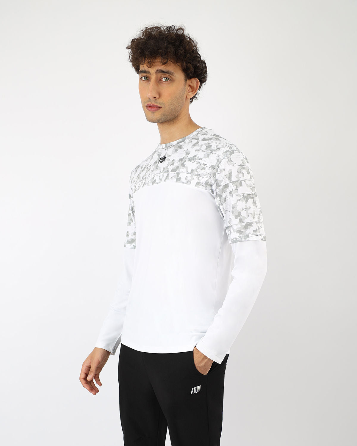 Men's Fitness White Top-Atum -48827899