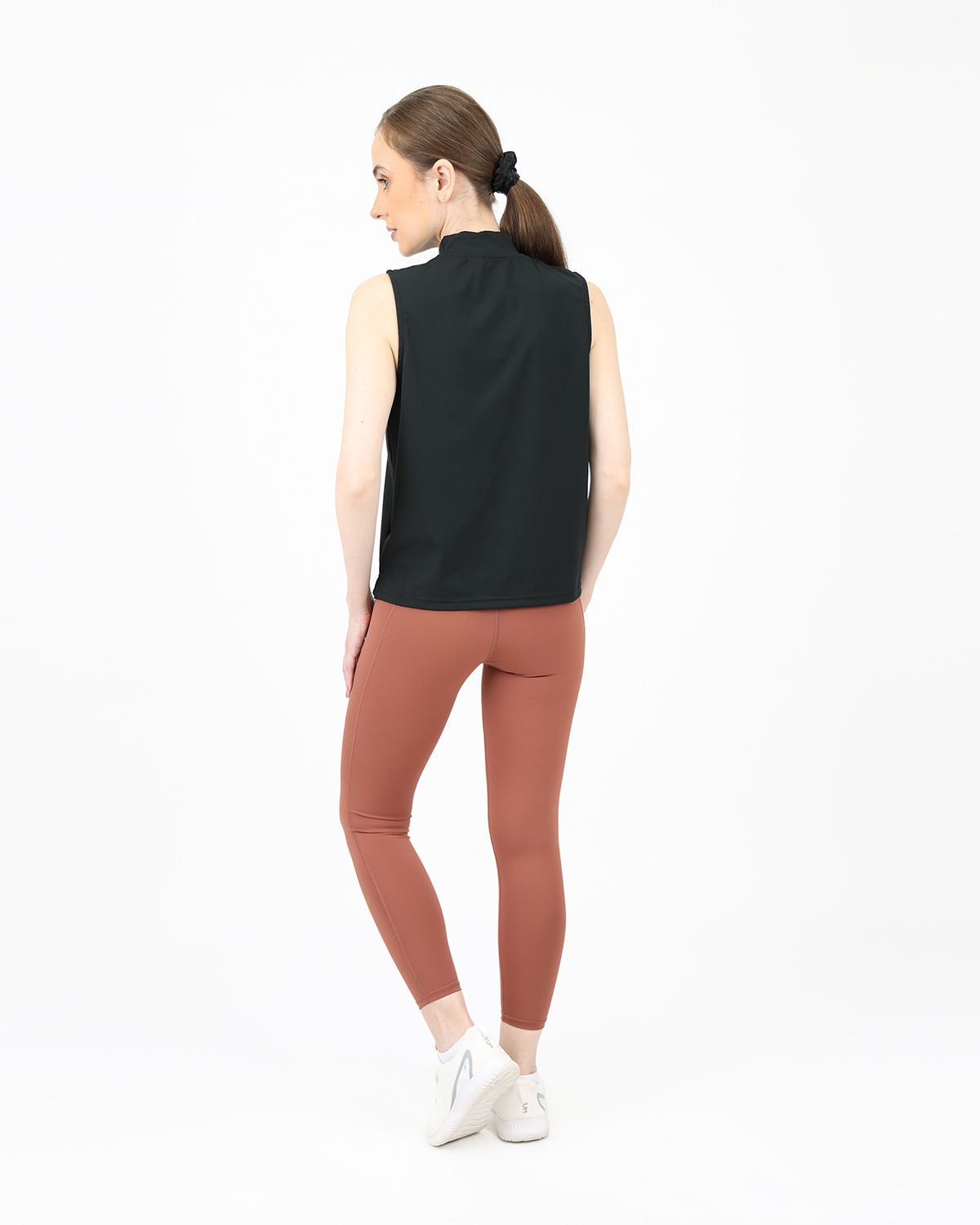 Sleeveless Training Black Tank Top-Atum -21908555