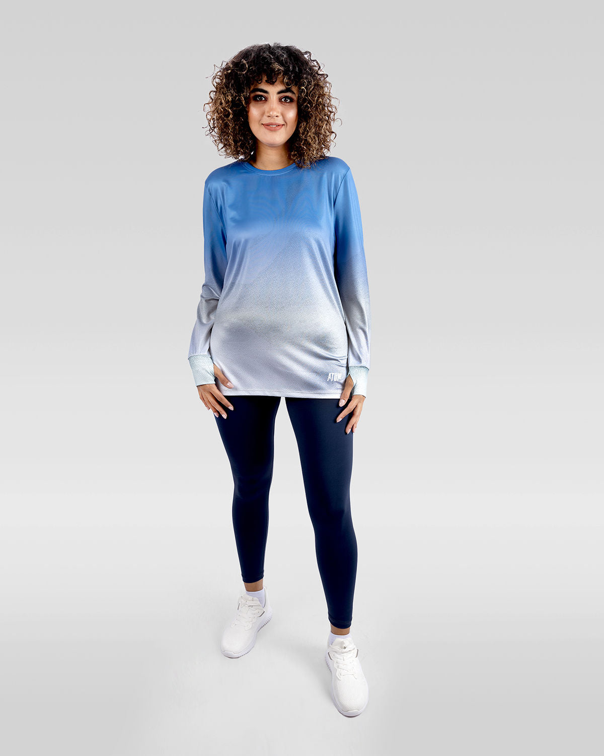 Women's Gradient Blue Top-Atum -77947374