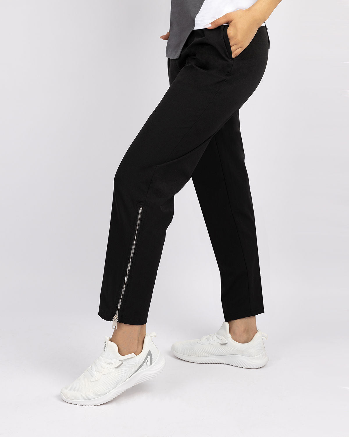 Slit Zipper Black Women's Pants-Atum -91375029