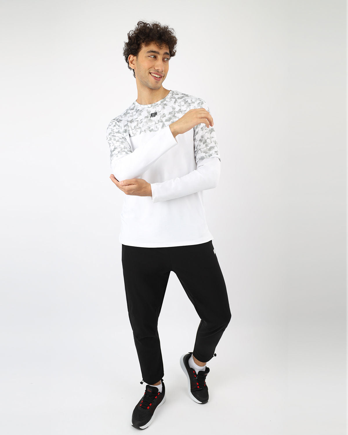 Men's Fitness White Top-Atum -42269896