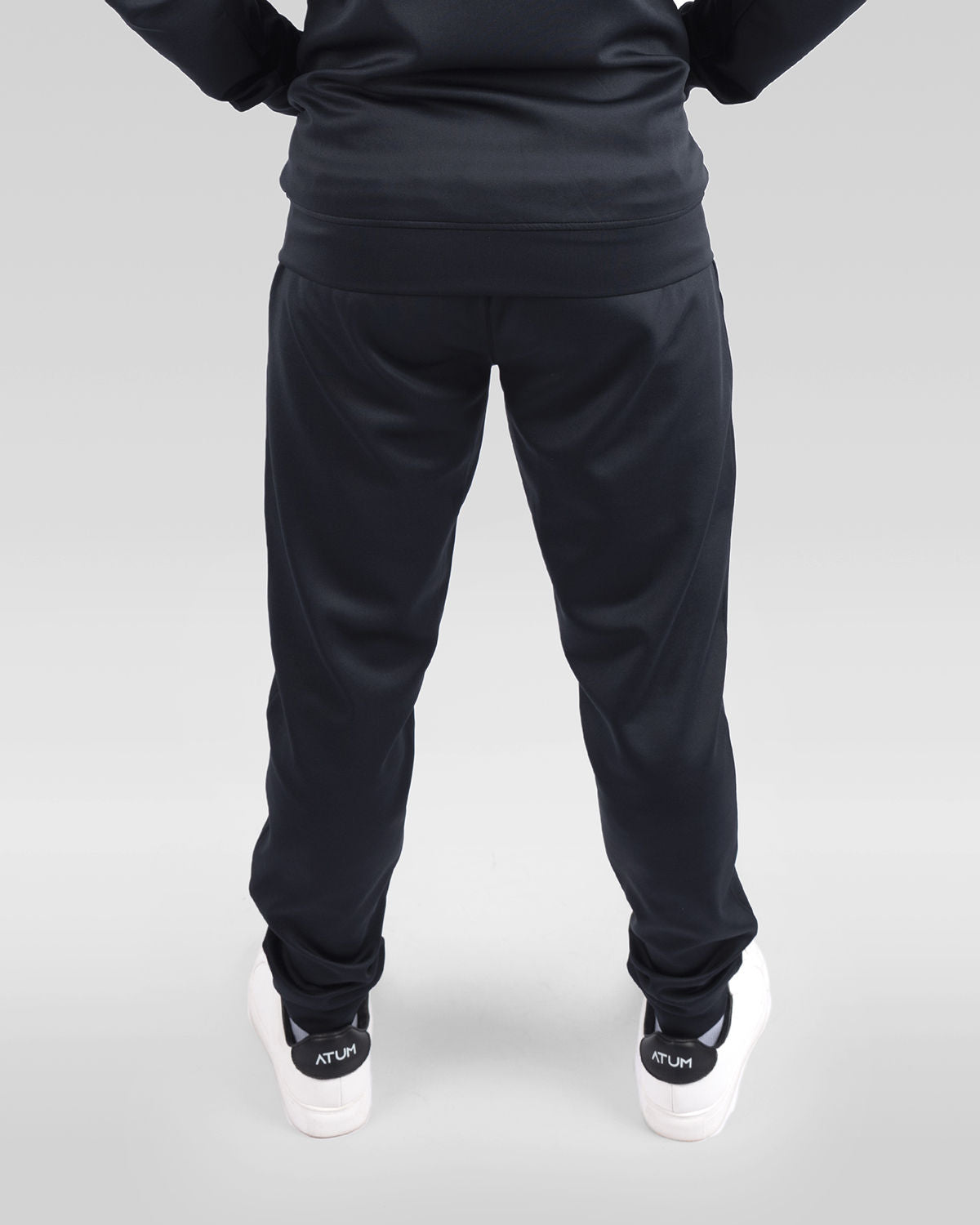 Basic Black Training Suit-Atum -25263498