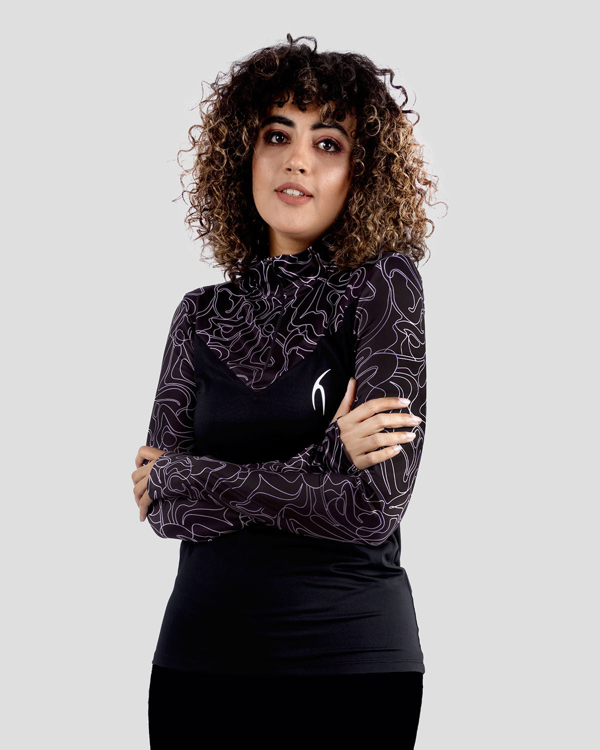 High-Neck Limitless Black Top-Atum -2044977